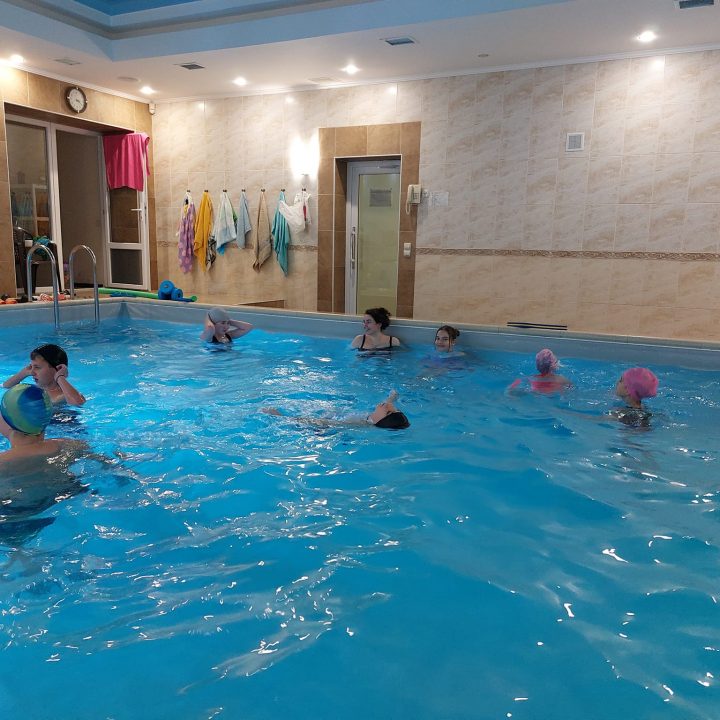 “Education in emergency situations”. Water aerobics.
